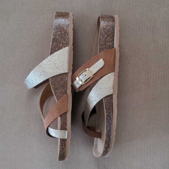 Bos. & Co. Parr Slip on Sandal in Brandy Nubuck and Gold Multi Lux Size 42/11 - Picture 3 of 7